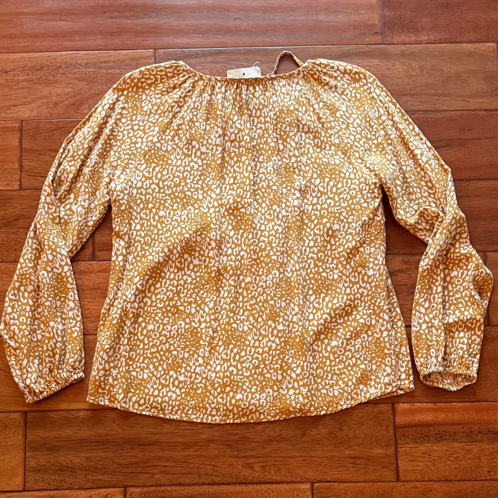 Savanna Jane Multicolor Bohemian Top Subtle leopard print with embroidery Medium - Picture 6 of 6